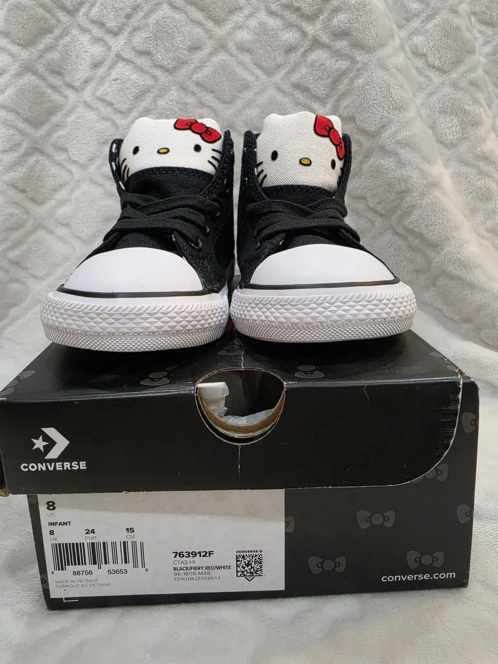 Converse Hello Kitty Black and White High-Top Kids Sneakers New With Box